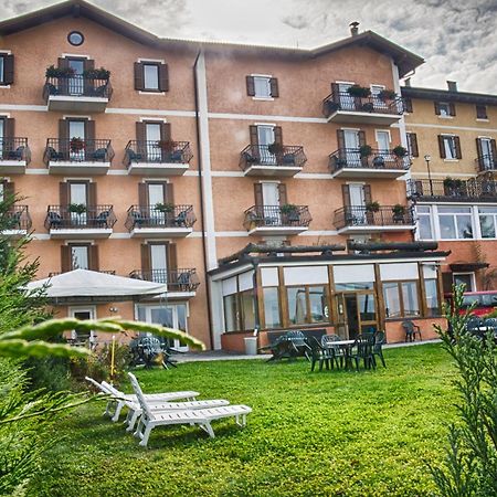 Wellness E Resort Stella Delle Alpi Ronzone Exteriör bild